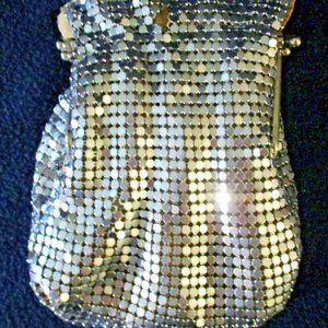 Vintage Apri Nights Silver Sequined Evening Clutch Snap Closure